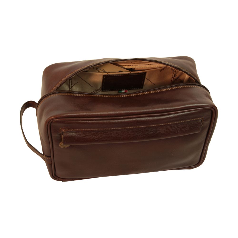 Kulturtasche Leder Braun – Seitenansicht mit Reißverschluss