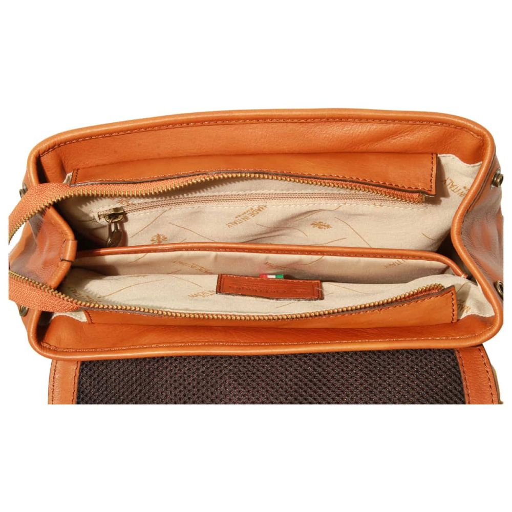Italienischer Leder Laptop Rucksack goldbraun – handgefertigt von Old Angler Firenze, passend für 13 Zoll Notebook