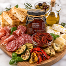 Italienischer Geschenkkorb für Feinschmecker mit Aperitivo, Delikatessen und kaltgepresstem Olivenöl