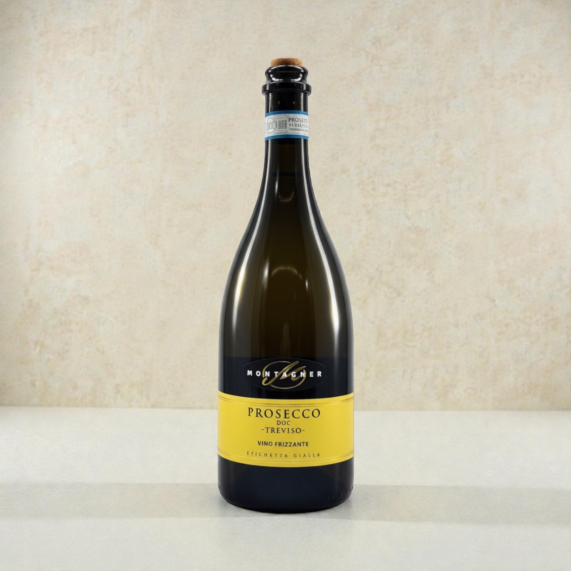Italienischer Prosecco im Geschenkkorb mit Käse, Trauben und Antipasti – Bella Italia Genussmomente
