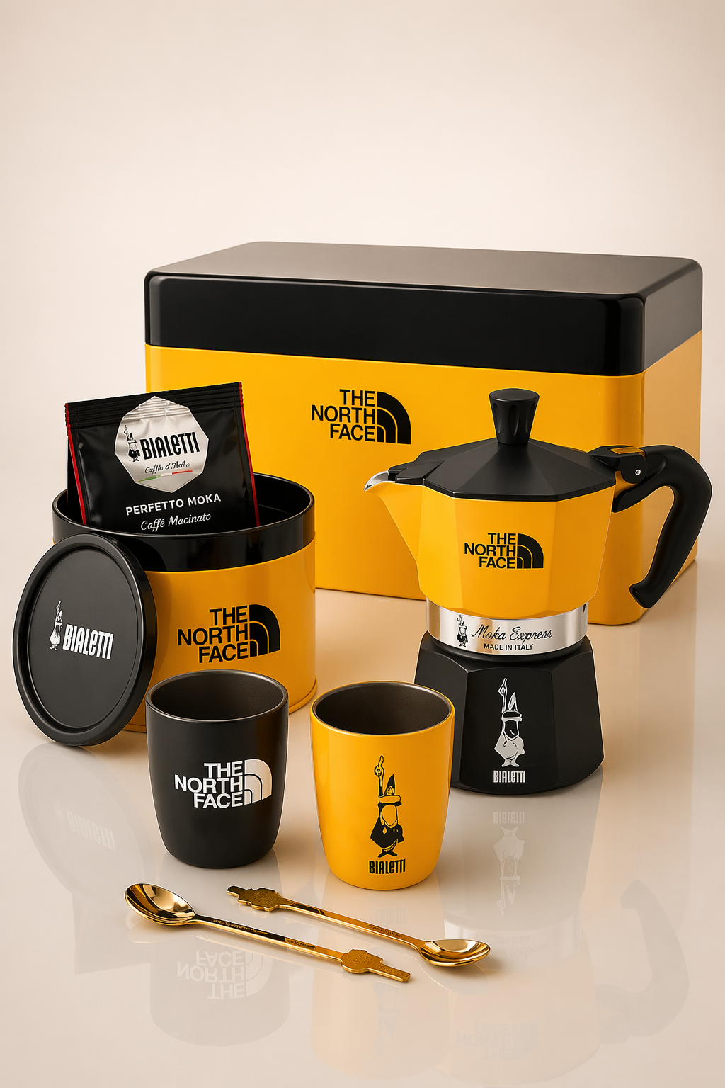     Bialetti Moka Express The North Face Set mit Zubehör und Espressotassen
