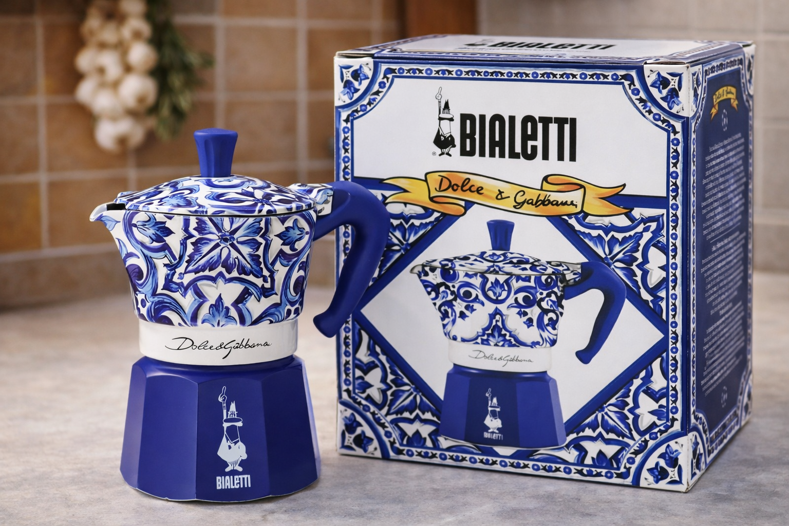 Bialetti Dolce & Gabbana Kaffeemaschine Verpackung – Premium italienisches Geschenk Set Espresso 6 Tassen