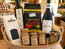 Gourmet Präsentkorb aus Italien mit Rotwein, Kaffee, Pasta, Oliven und Tropea Spezialitäten
