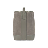 Italienische Damenhandtasche aus echtem Leder – Modell BRENDA in Grau, mit glänzenden goldfarbenen Metallaccessoires, handgefertigt in Italien, Maße 25 × 23,5 × 17 cm