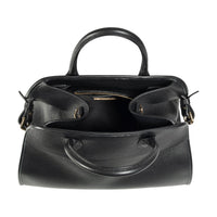 Italienische Damen Handtasche aus Echtleder – Modell Frida in Schwarz. Elegante Henkeltasche mit goldfarbenen Metall-Details, hochwertig handgefertigt in Italien.