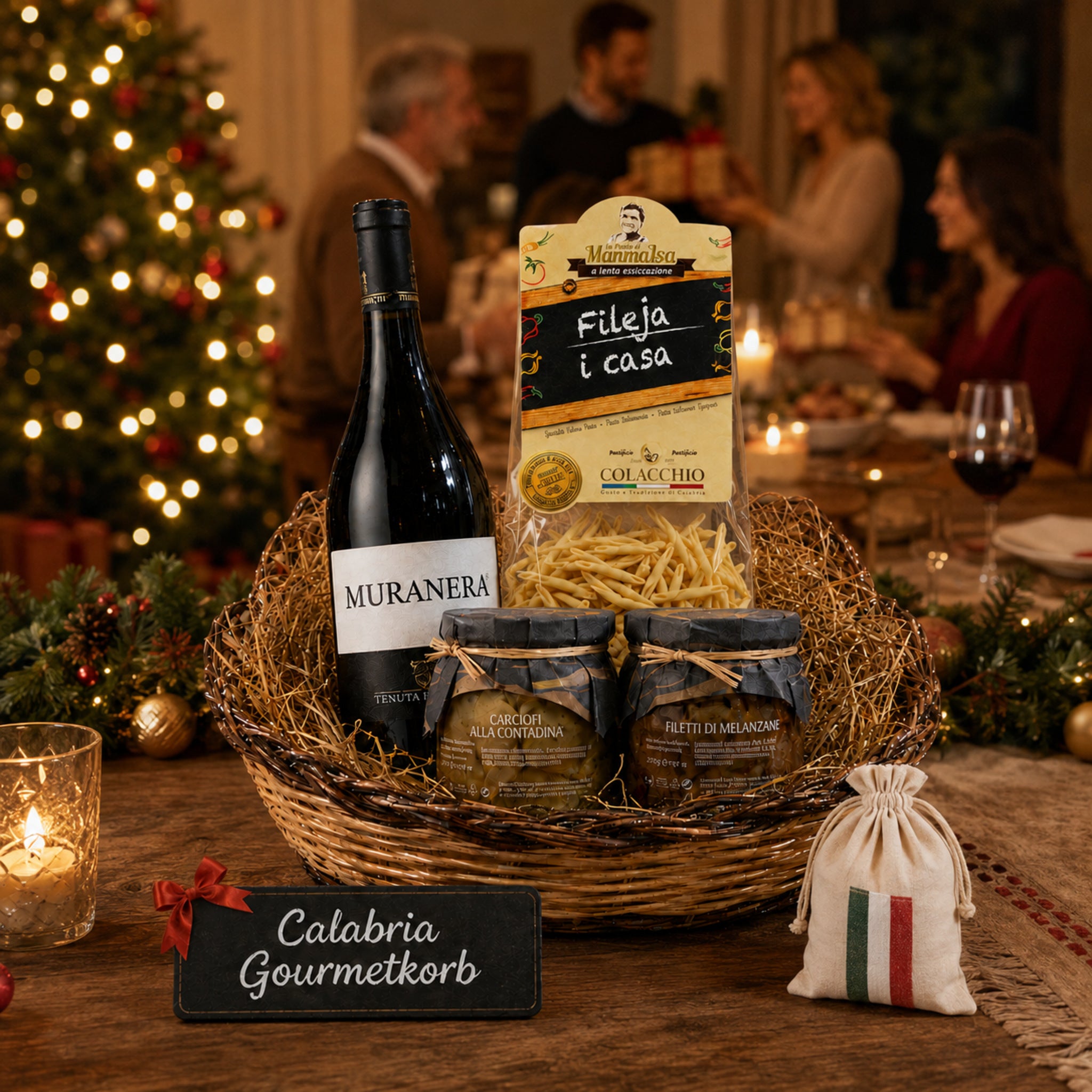 Italienischer Weihnachts-Geschenkkorb Calabria mit Überraschungssäckchen in den Farben der italienischen Flagge