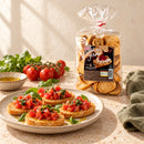 Crostini di Grano Colacchio – Knusprige Weizen-Crostini, 250 g – Serviervorschlag mit mediterranen Beilagen