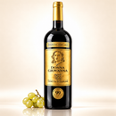 Donna Giovanna Weißwein IGT Calabria Magnum – 1,5 l – mit weißen Trauben auf cremefarbenem Hintergrund mit Spiegelung