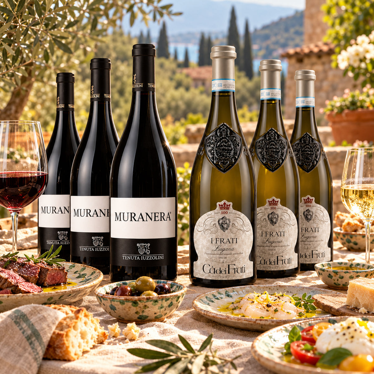 Italienisches Weinpaket – 3× Muranera Rotwein & 3× Lugana Weißwein – 12% Vorteil – Serviervorschlag auf einer italienischen Terrasse