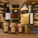 Italienische Feinkost mit Barbera d’Alba, Fileja Pasta, SeCo Espresso, Olivenöl und Antipasti in rustikaler Boutique