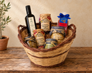 Italienischer Gourmet Geschenkkorb mit Olivenöl, Tropea Zwiebelmousse, Peperoncino, Oliven, Artischocken und Pistaziencreme
