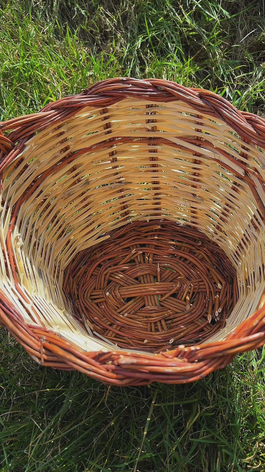 Italienischer Oster Geschenkkorb